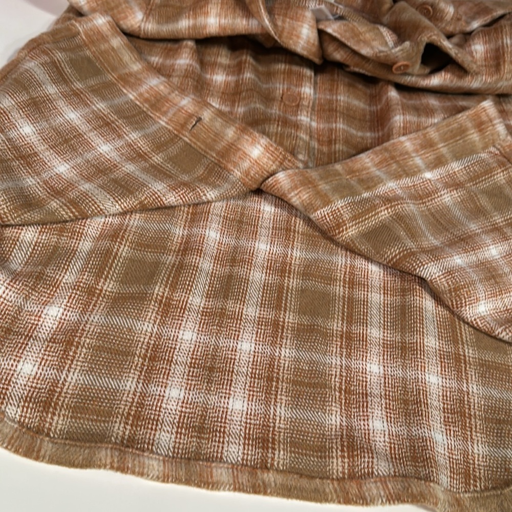 Jessica Simpson Plaid Shacket - Picture 13 of 13